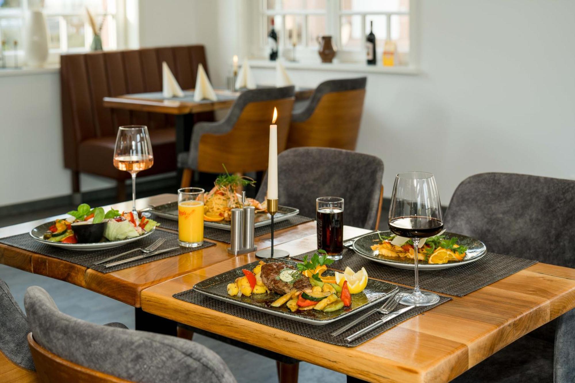 Roca Restaurant Und Hotel Bommersheim Exteriör bild